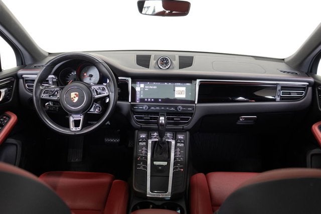 2021 Porsche Macan S