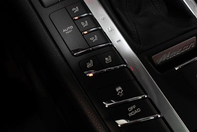 2021 Porsche Macan S