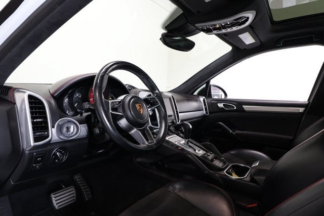 2017 Porsche Cayenne GTS