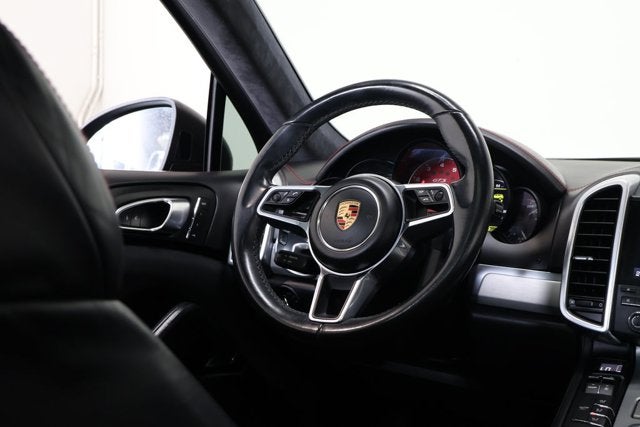 2017 Porsche Cayenne GTS