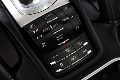 2017 Porsche Cayenne GTS