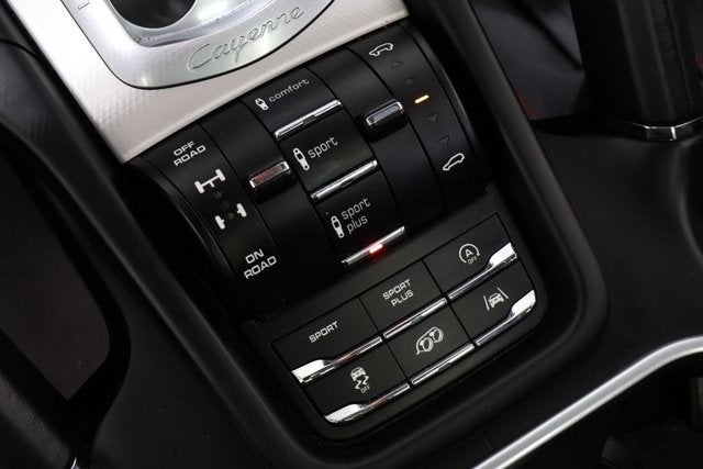 2017 Porsche Cayenne GTS