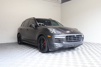 2017 Porsche Cayenne GTS