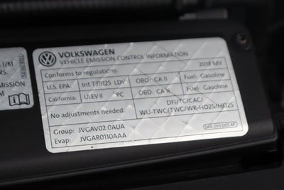 2018 Volkswagen Golf R DCC & Navigation 4Motion