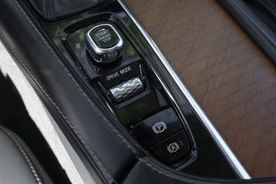 2018 Volvo XC90 T6 Inscription