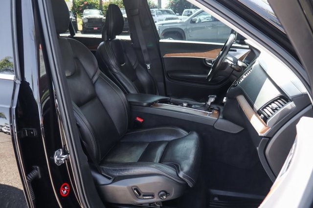 2018 Volvo XC90 T6 Inscription
