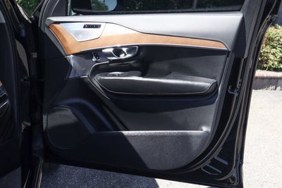2018 Volvo XC90 T6 Inscription