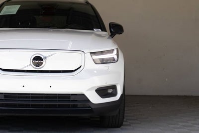 2021 Volvo XC40 P8