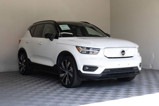 2021 Volvo XC40 P8
