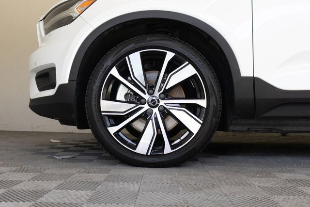 2021 Volvo XC40 P8