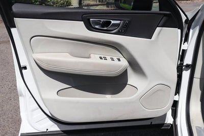 2024 Volvo XC60 B5 Core