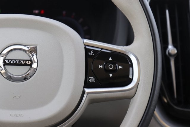 2024 Volvo XC60 B5 Core