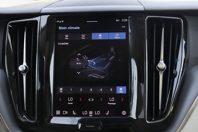 2024 Volvo XC60 B5 Core