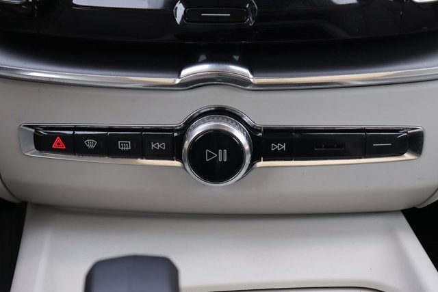 2024 Volvo XC60 B5 Core