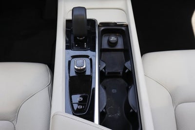 2024 Volvo XC60 B5 Core