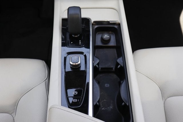 2024 Volvo XC60 B5 Core