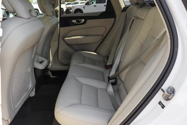 2024 Volvo XC60 B5 Core