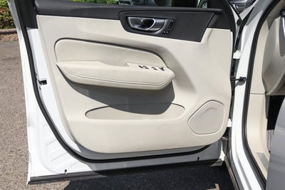 2024 Volvo XC60 B5 Core