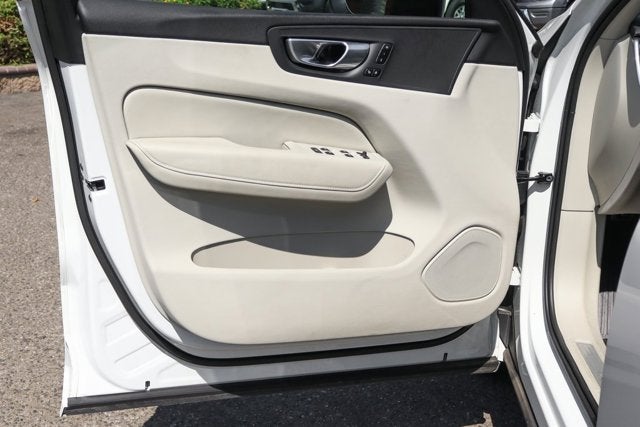 2024 Volvo XC60 B5 Core