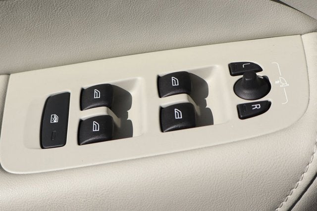 2024 Volvo XC60 B5 Core