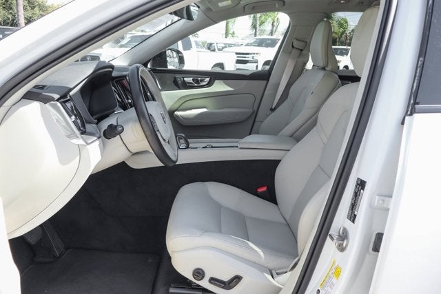 2024 Volvo XC60 B5 Core