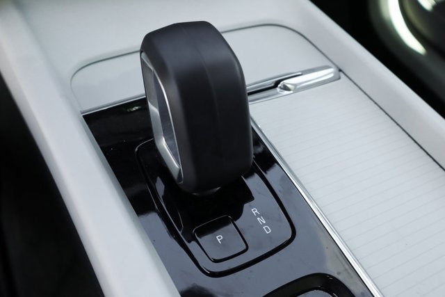 2024 Volvo XC60 B5 Core