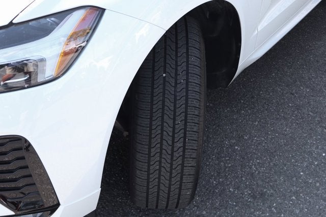 2024 Volvo XC60 B5 Core