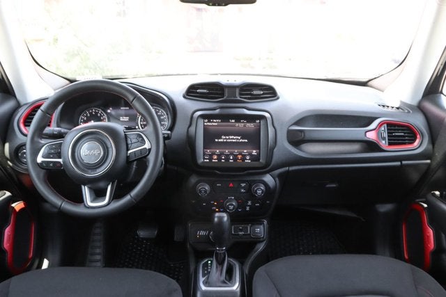 2023 Jeep Renegade Trailhawk