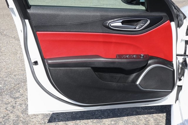 2019 Alfa Romeo Giulia Base