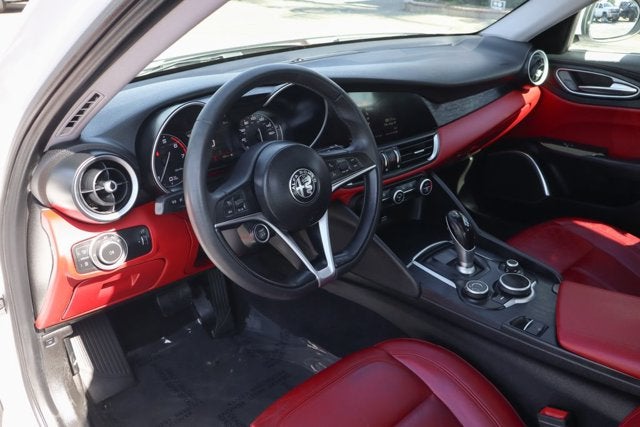 2019 Alfa Romeo Giulia Base