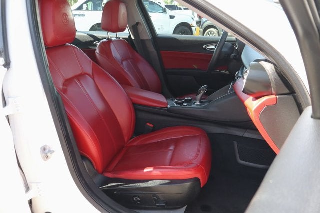 2019 Alfa Romeo Giulia Base