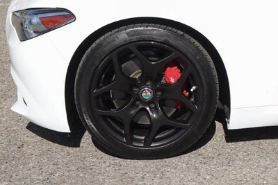 2019 Alfa Romeo Giulia Base