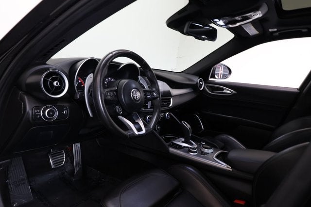 2023 Alfa Romeo Giulia Veloce