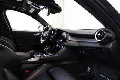 2023 Alfa Romeo Giulia Veloce
