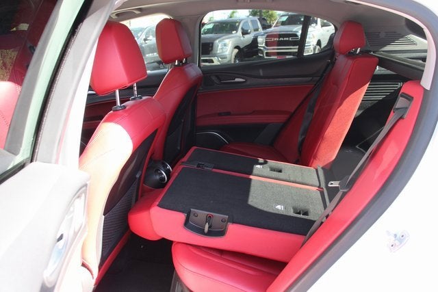 2021 Alfa Romeo Stelvio Sprint