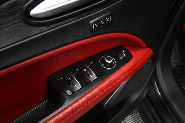 2020 Alfa Romeo Stelvio Base
