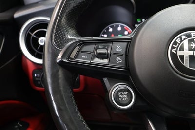 2020 Alfa Romeo Stelvio Base
