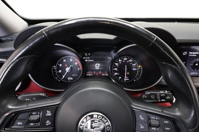 2020 Alfa Romeo Stelvio Base