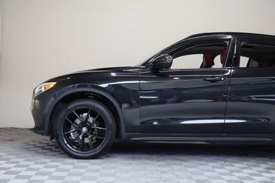 2020 Alfa Romeo Stelvio Base