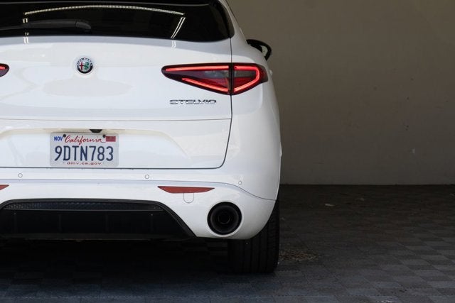 2023 Alfa Romeo Stelvio Veloce