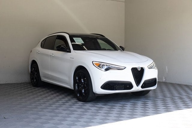 2023 Alfa Romeo Stelvio Veloce